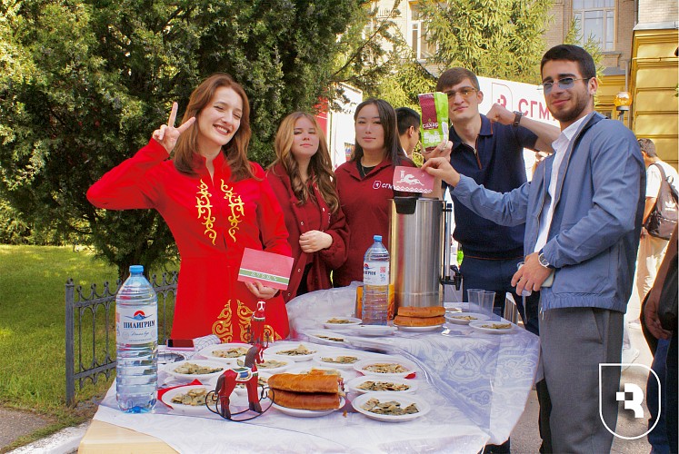 Saratov State Medical University Celebrates New Academic Year at StudFest "Freshman"